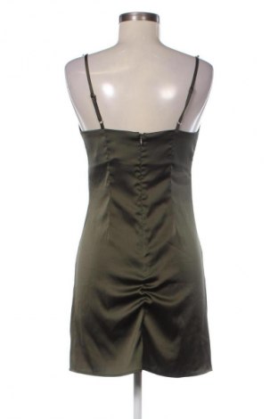 Sukienka Stradivarius, Rozmiar S, Kolor Zielony, Cena 59,99 zł