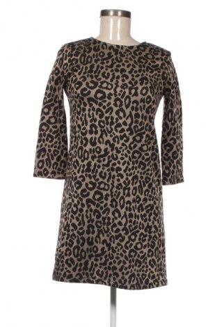 Рокля Stradivarius, Размер S, Цвят Многоцветен, Цена 2,04 €