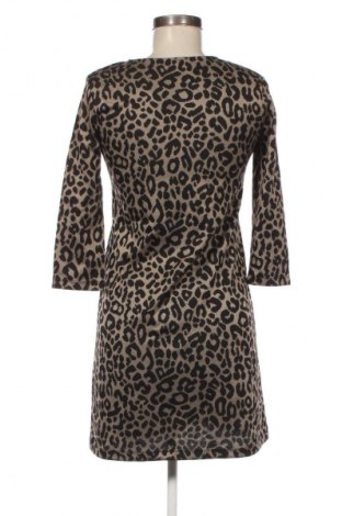 Рокля Stradivarius, Размер S, Цвят Многоцветен, Цена 2,04 €