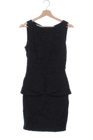 Sukienka Suite Blanco, Rozmiar S, Kolor Czarny, Cena 18,99 zł