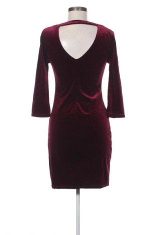 Šaty  Tally Weijl, Velikost L, Barva Červená, Cena  179,00 Kč