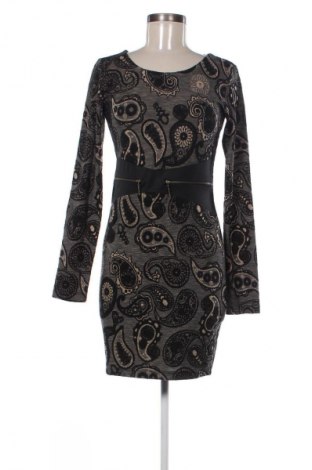 Sukienka Tatu, Rozmiar S, Kolor Kolorowy, Cena 31,99 zł