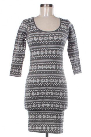 Рокля Terranova, Размер M, Цвят Многоцветен, Цена 4,09 €