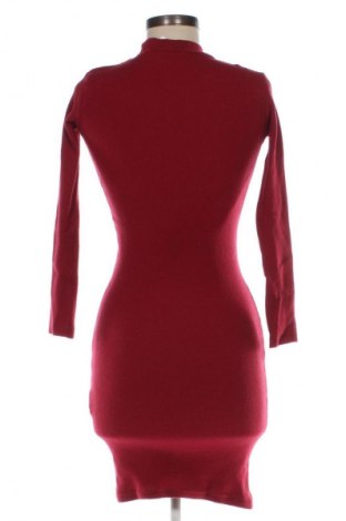 Šaty  Trendyol, Velikost S, Barva Červená, Cena  199,00 Kč