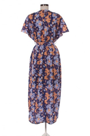 Šaty  Trendyol, Velikost M, Barva Vícebarevné, Cena  569,00 Kč