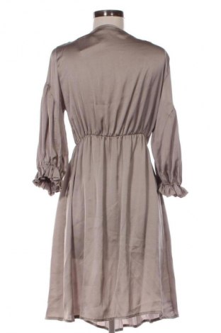 Рокля Unbranded, Размер L, Цвят Сив, Цена 5,11 €