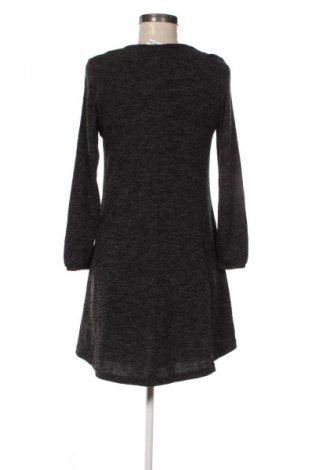 Рокля Unbranded, Размер M, Цвят Многоцветен, Цена 3,57 €