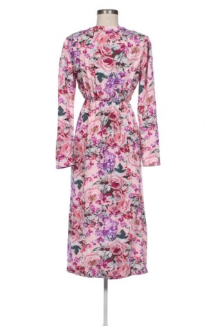 Рокля Unbranded, Размер S, Цвят Многоцветен, Цена 5,11 €