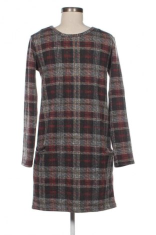 Рокля Unbranded, Размер M, Цвят Многоцветен, Цена 2,55 €