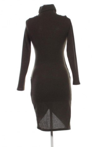 Рокля Unbranded, Размер M, Цвят Зелен, Цена 3,57 €