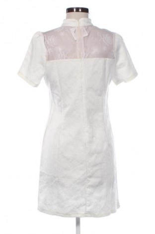 Šaty  Unbranded, Velikost M, Barva Krémová, Cena  245,00 Kč