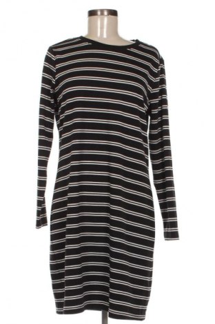 Рокля Up 2 Fashion, Размер M, Цвят Многоцветен, Цена 2,55 €