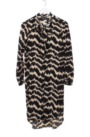 Рокля Vero Moda, Размер S, Цвят Многоцветен, Цена 4,60 €