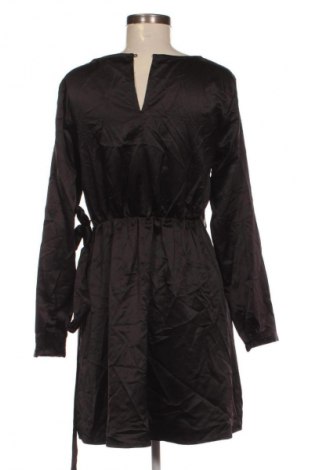 Šaty  Vero Moda, Veľkosť M, Farba Čierna, Cena  3,95 €