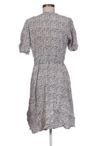 Kleid Vero Moda, Größe M, Farbe Mehrfarbig, Preis 14,00 €