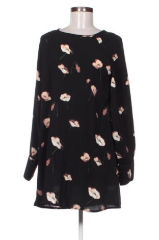 Рокля Vero Moda, Размер M, Цвят Многоцветен, Цена 5,11 €