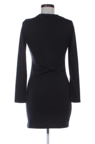 Рокля Vero Moda, Размер S, Цвят Черен, Цена 2,55 €