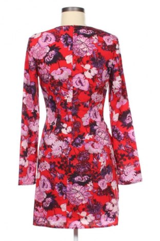 Рокля Vero Moda, Размер S, Цвят Многоцветен, Цена 6,64 €