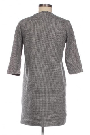 Φόρεμα Yfl Reserved, Μέγεθος M, Χρώμα Πολύχρωμο, Τιμή 3,99 €