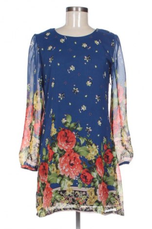 Рокля Yumi, Размер M, Цвят Многоцветен, Цена 10,73 €