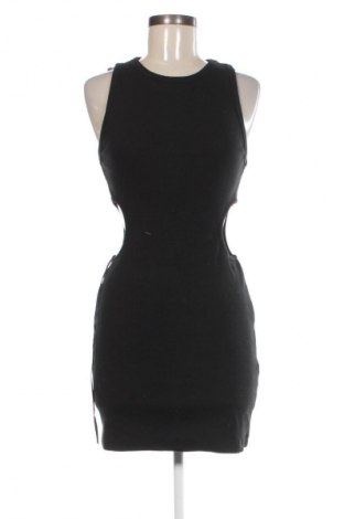 Рокля Zara, Размер L, Цвят Черен, Цена 20,45 €