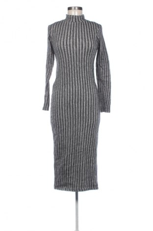 Рокля Zara, Размер M, Цвят Многоцветен, Цена 6,13 €