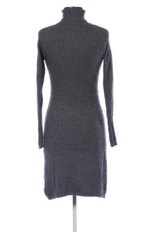 Rochie Zara, Mărime L, Culoare Gri, Preț 65,99 Lei