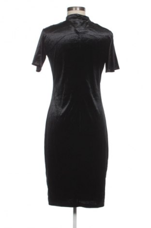 Рокля Zara, Размер L, Цвят Черен, Цена 10,22 €