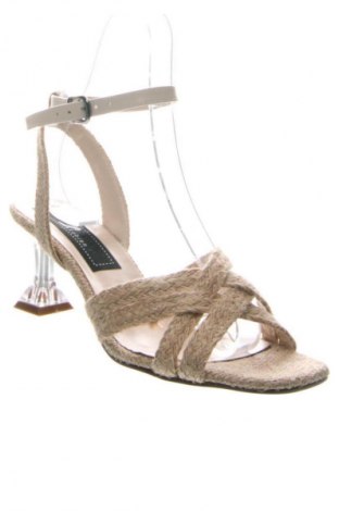 Σανδάλια Skobien, Μέγεθος 40, Χρώμα  Μπέζ, Τιμή 29,99 €