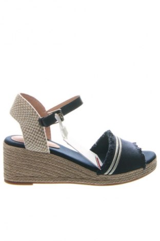 Сандали Tommy Hilfiger, Размер 40, Цвят Многоцветен, Цена 86,91 €, #134860371