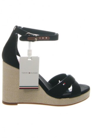 Sandále Tommy Hilfiger, Veľkosť 39, Farba Čierna, Cena  82,95 €, #134860381