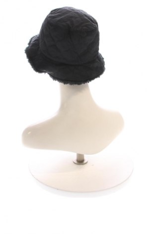 Шапка Columbia, Цвят Черен, Цена 20,45 €