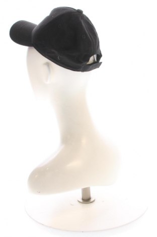 Hut Guess, Farbe Schwarz, Preis 30,99 €